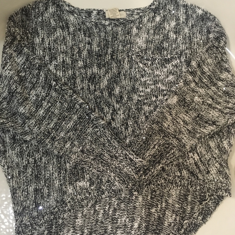 SANS SOUCI Sweater Shirt Black & White Med w/ seq